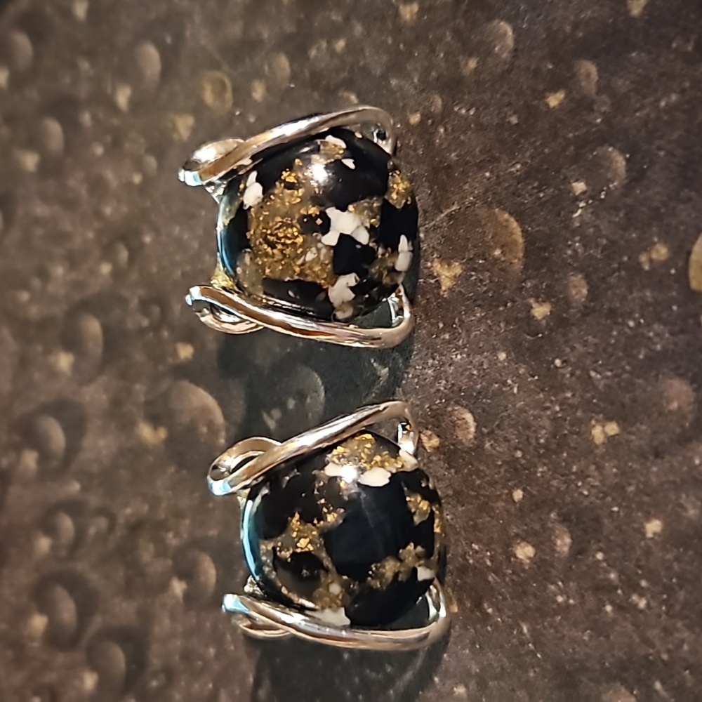 Vintage Silvertone Lucite Black Flecked Clip Earrings
